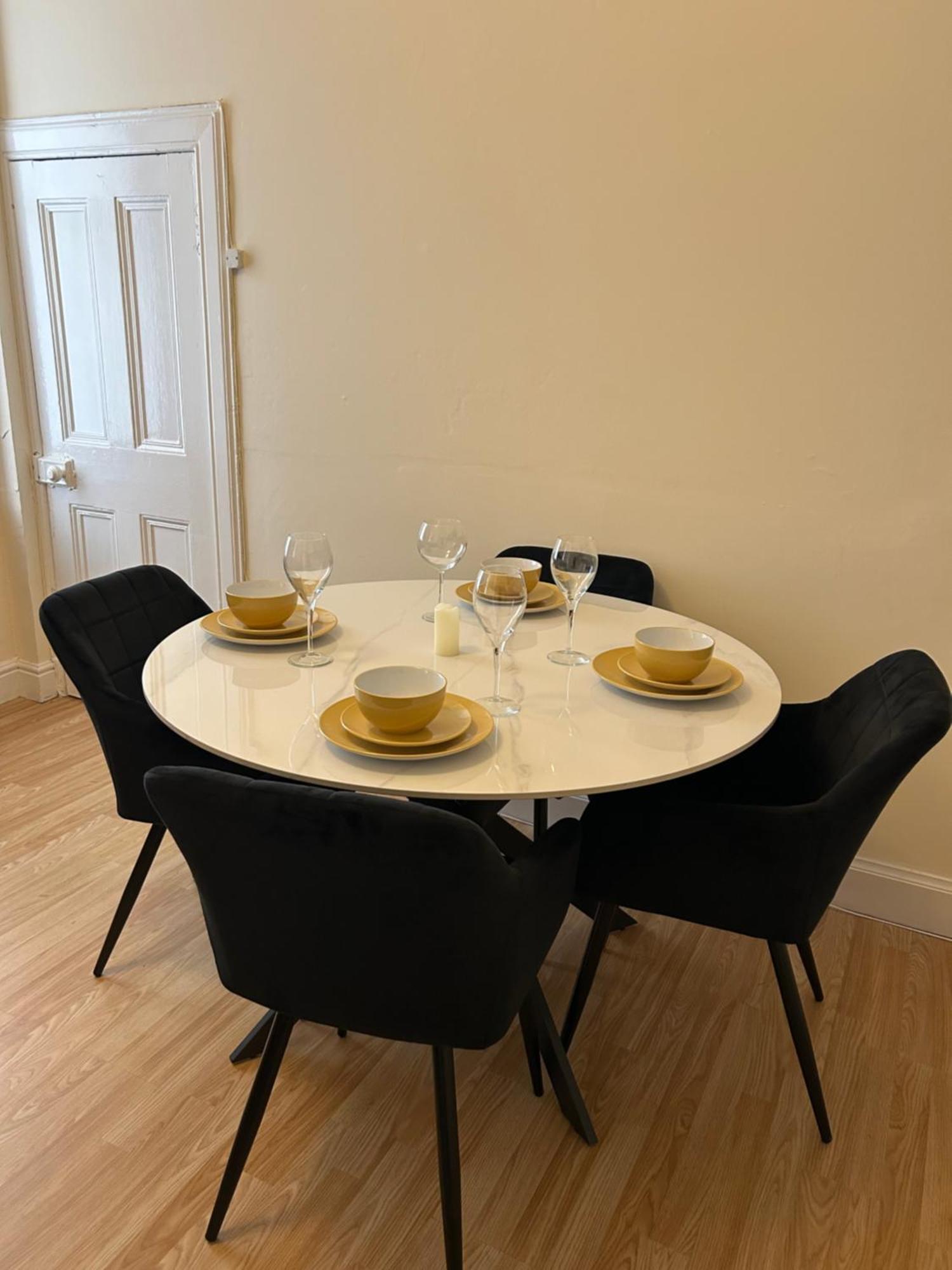 Corner House 51 Go Go Street Ground Floor Largs Ka308Jw 2 Bedroom Exterior foto